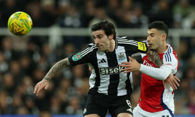 Nyheter: Arsenal gör sig redo för en sensationell sista-minuten-värvning