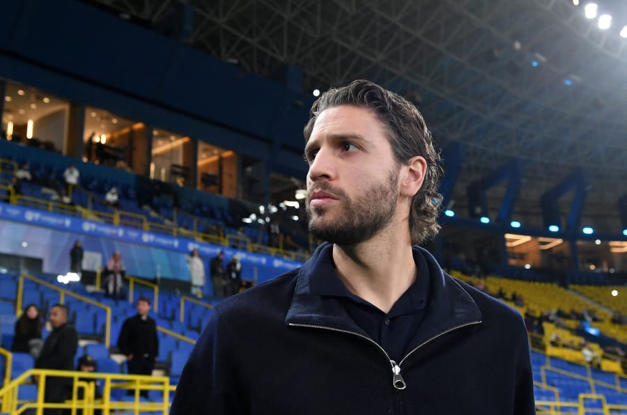 Juventus förlänger med Locatelli