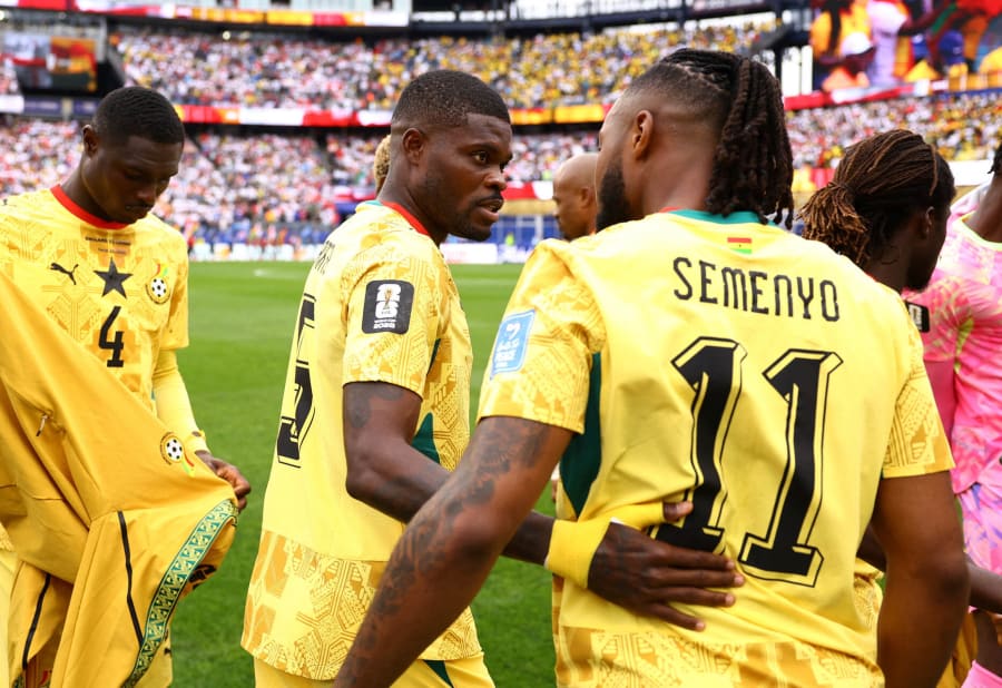 260623 Fotboll, VM Soccer Football - FIFA World Cup 2026 - Group L - England v Ghana - Boston Stadium, Foxborough, Massachusetts, U.S. - June 23, 2026 Ghana's Thomas Partey with Antoine Semenyo before the match REUTERS/Peter Cziborra     TPX IMAGES OF THE DAY
 © Bildbyrån - COP 7 - SWEDEN ONLY