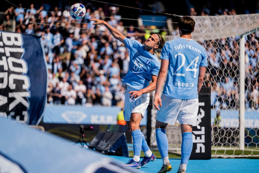 260530 Malmö FFs Erik Botheim jublar efter 5-2 under fotbollsmatchen i Allsvenskan mellan Malmö FF och Halmstad den 30 maj 2026 i Malmö. Foto: Petter Arvidson / BILDBYRÅN / kod PA / PA1216