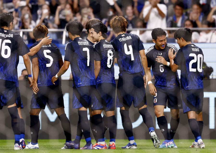 Skadesmäll för Japan dagar före VM-premiären