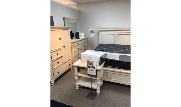 Photo of Ashley Store