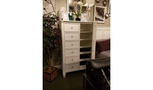 Photo of Ashley Store