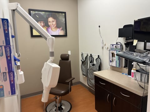 Brident Dental & Orthodontics exterior view