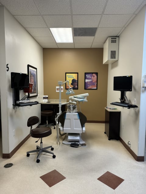 Western Dental Orthodontics interior view 1