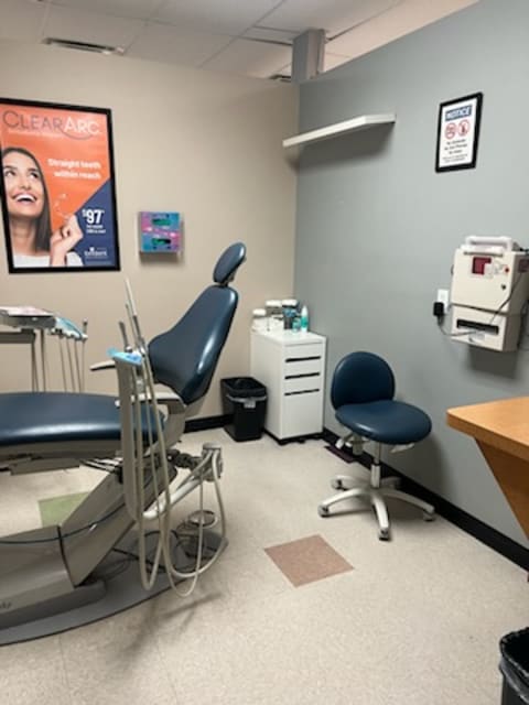 Brident Dental & Orthodontics exterior view