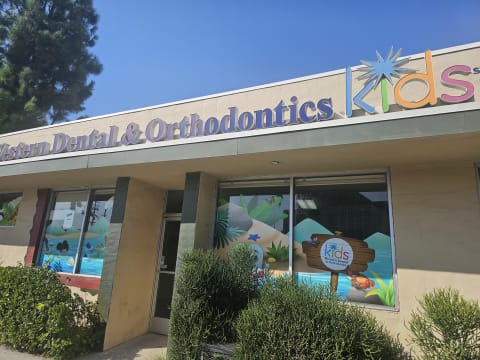 Western Dental Kids interior view 3