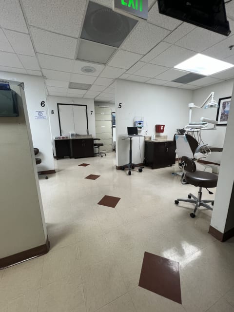 Western Dental Orthodontics interior view 1