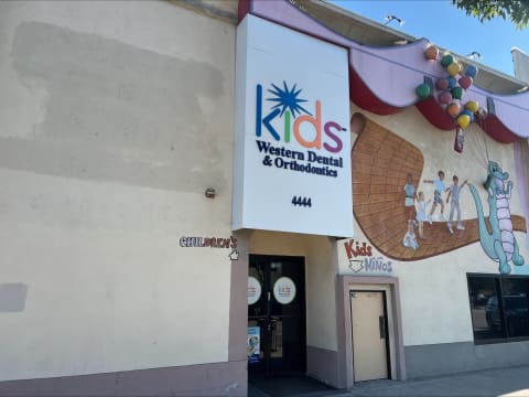 Western Dental Kids interior view 2