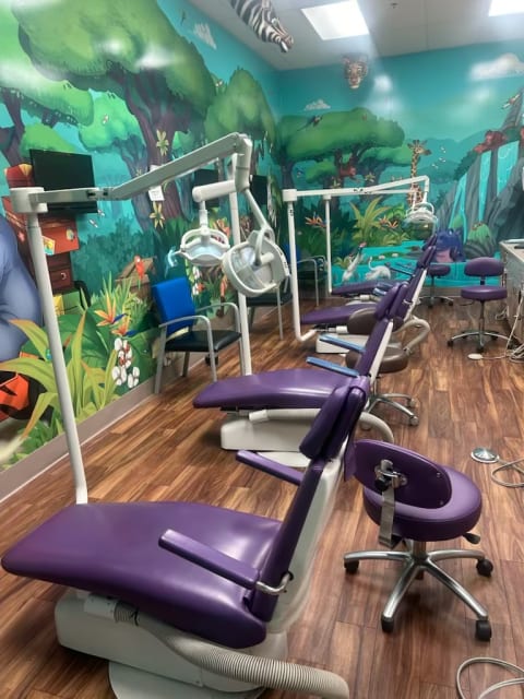 Western Dental Kids exterior view