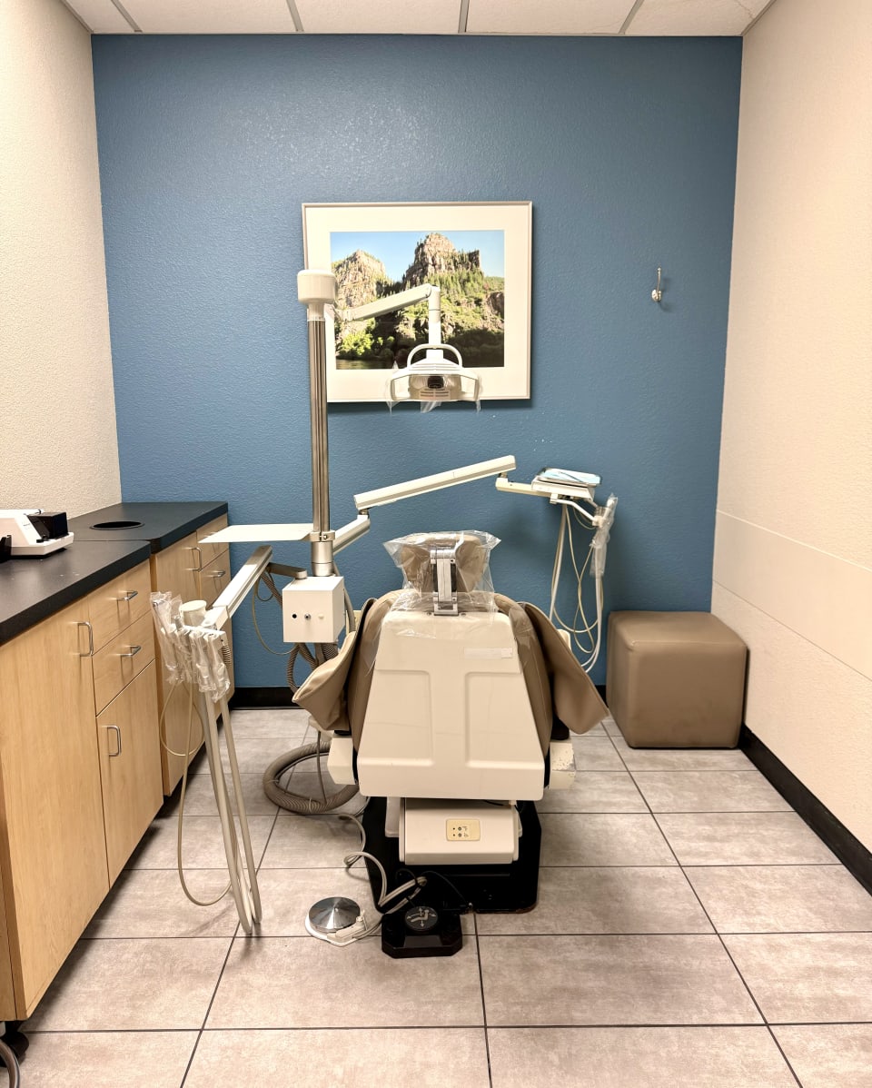 Western Dental & Orthodontics dental office exterior