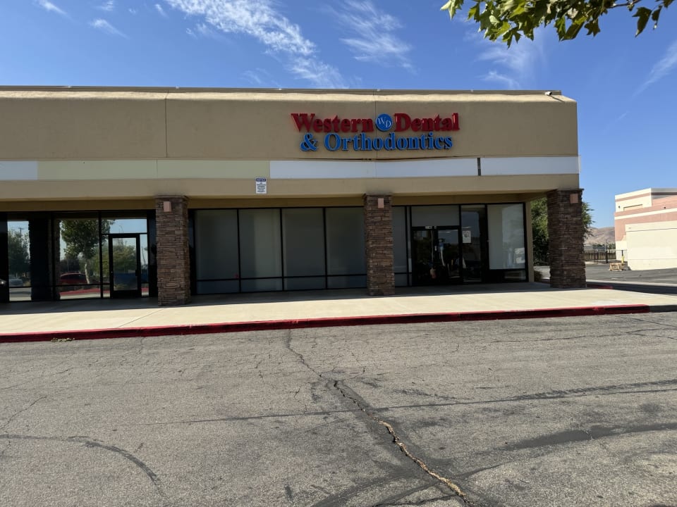 Western Dental & Orthodontics dental office exterior