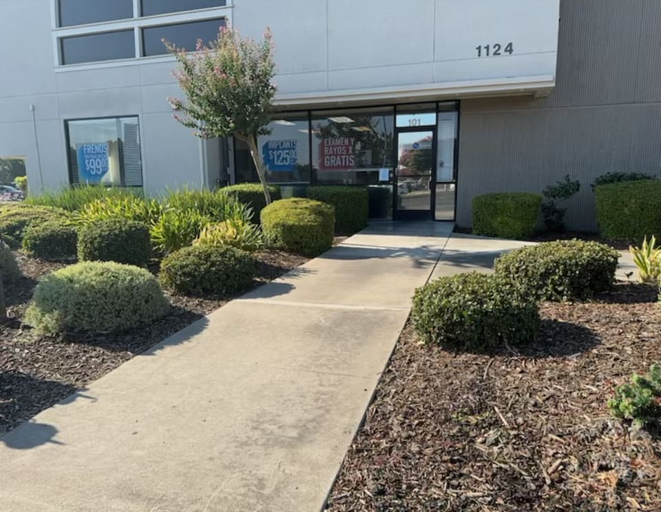 Western Dental & Orthodontics dental office exterior