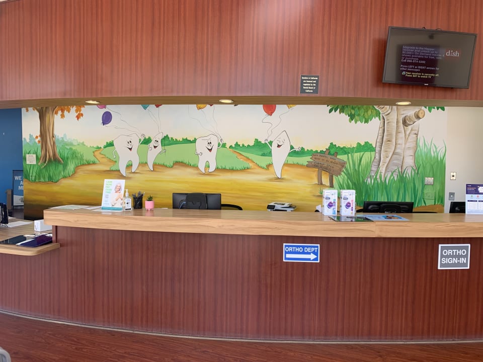 Western Dental Kids dental office exterior