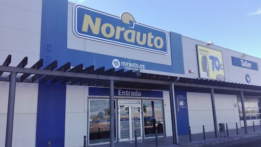 Taller auto Norauto Madrid Parla Natura - Local 1B  Parla Natura,  Parcela M1-2 Pau-5 - neumáticos, revisión y recambios