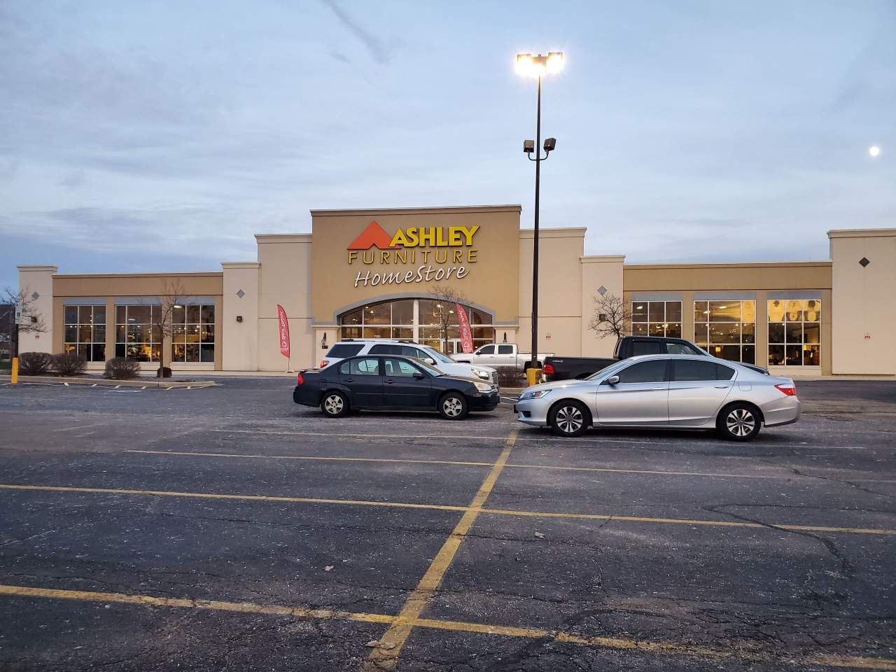 Kultur Sahne Sanftmut furniture stores rockford il ich werde stark sein