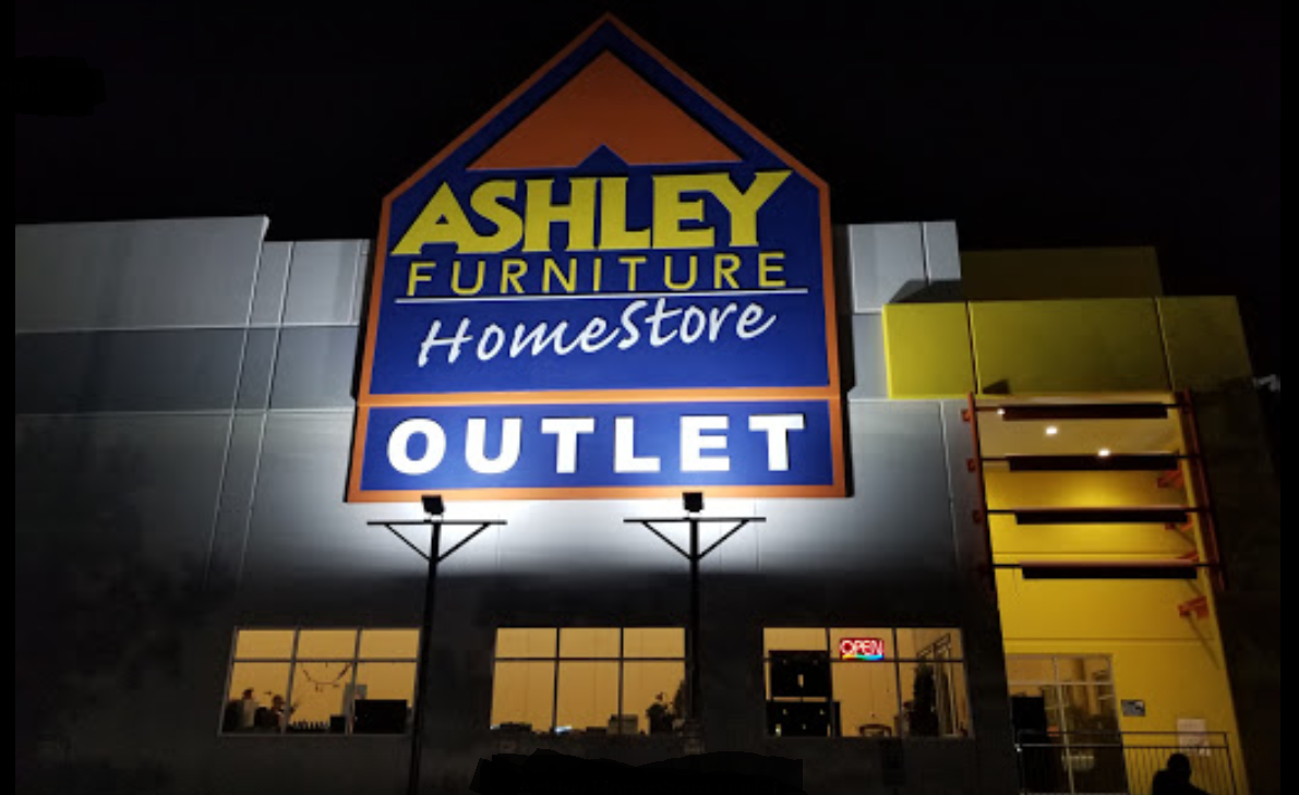 living furniture outlet near me