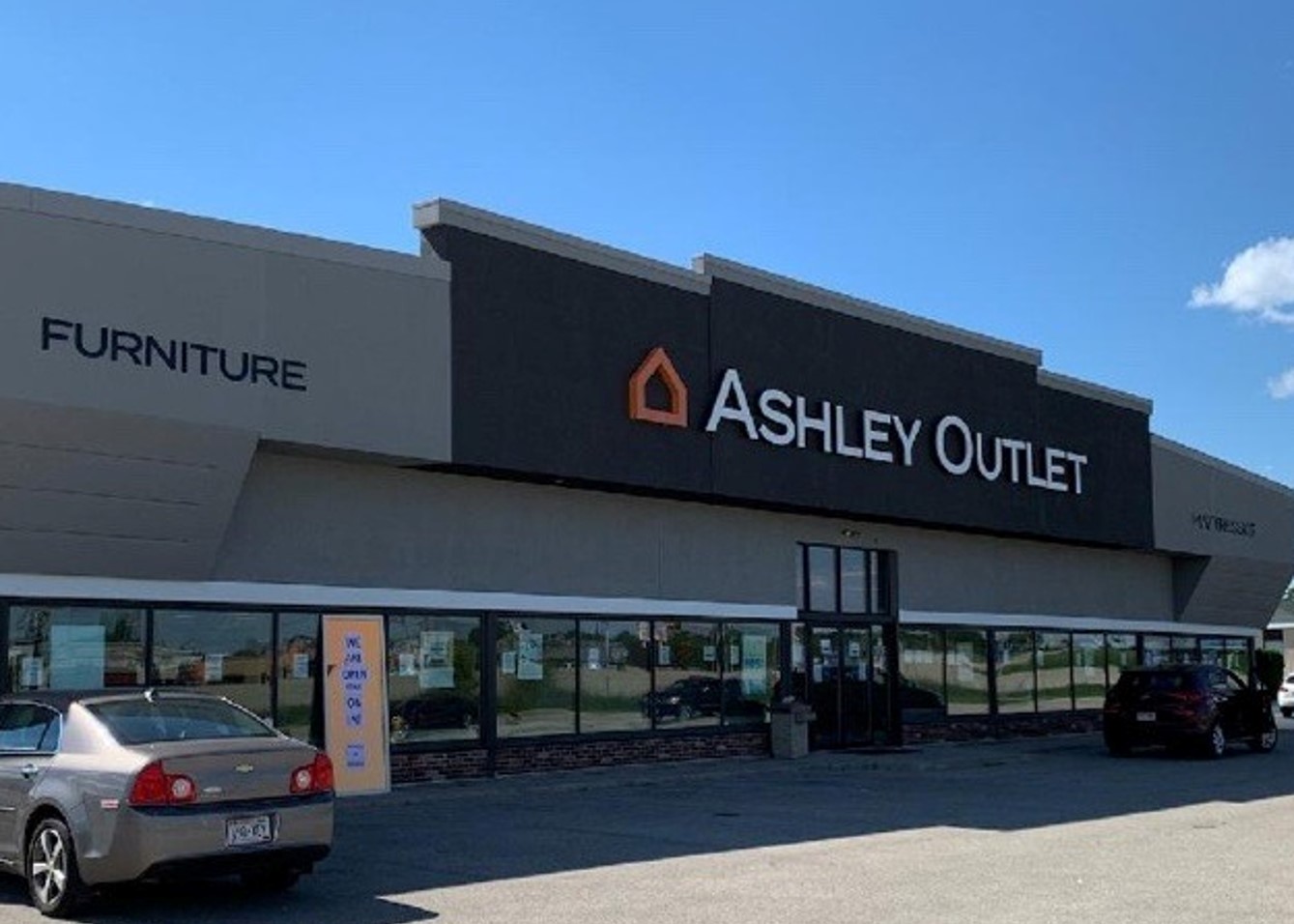 Ashley furniture 2024 outlet locations