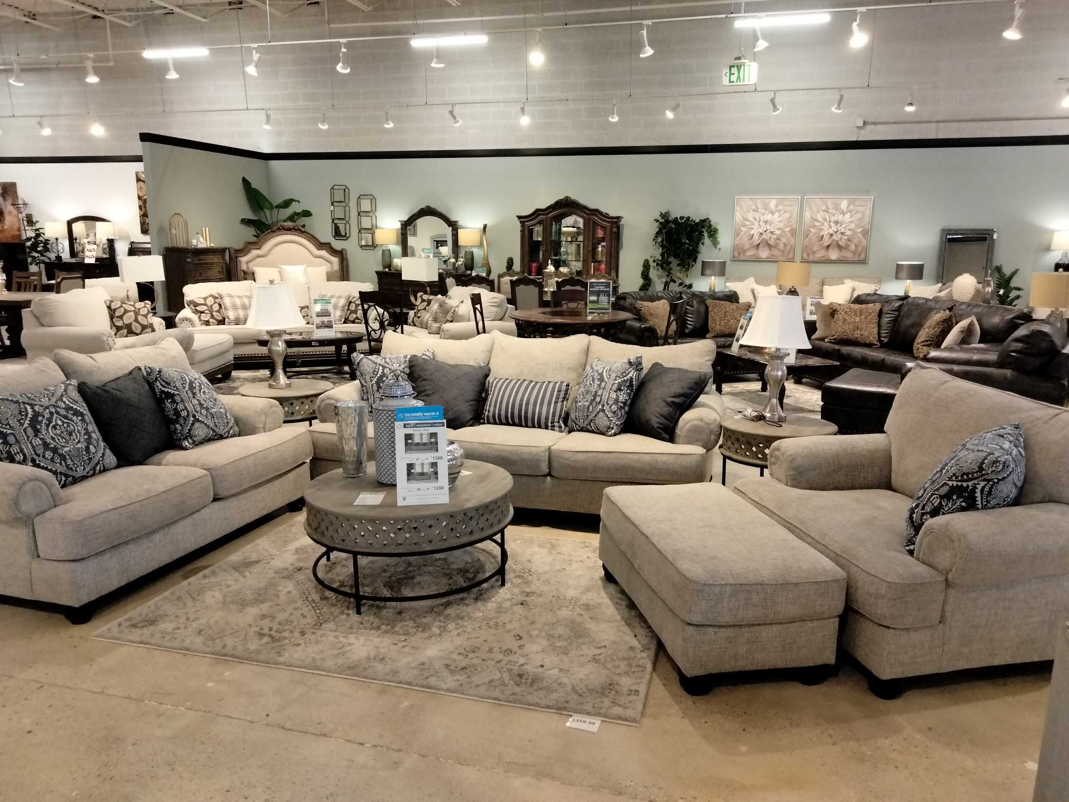 Stores that 2024 sell ashley furniture
