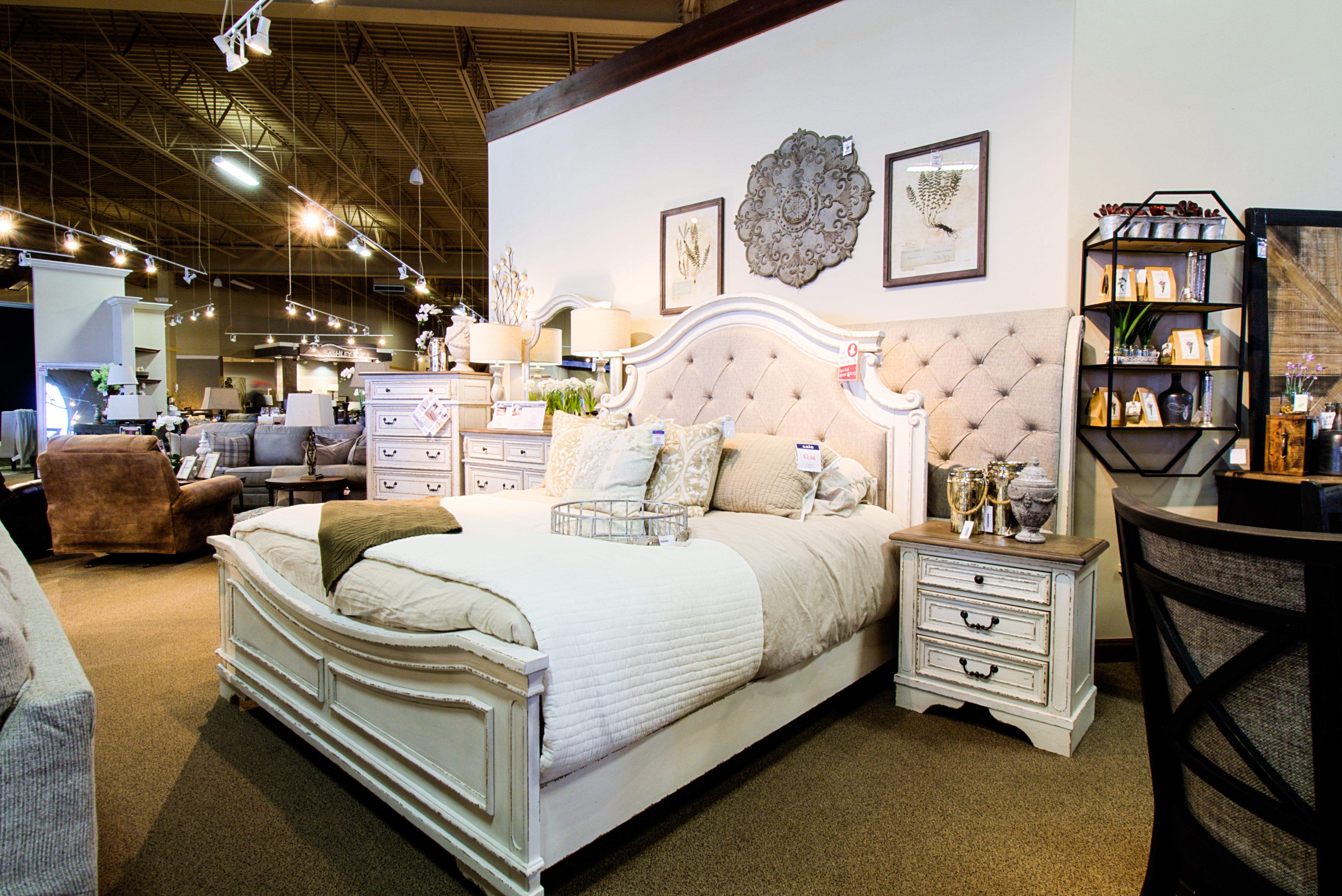 Stores that 2024 sell ashley furniture