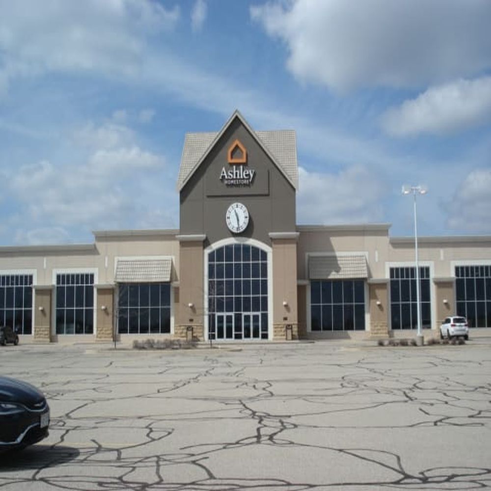 Furniture Shop in Kenosha, WI Ashley Store