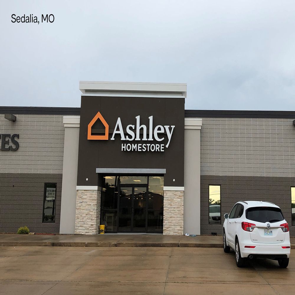 Furniture Shop in Sedalia, MO Ashley Store