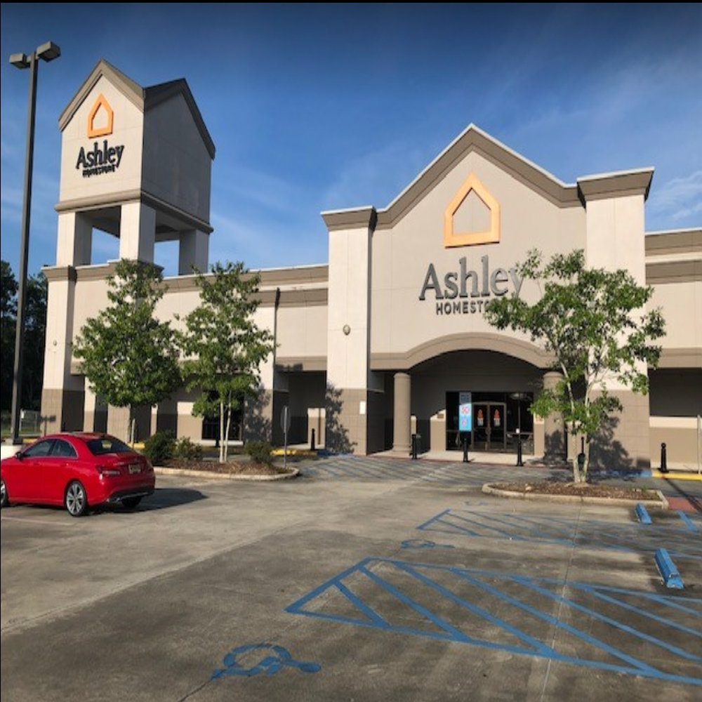 Ashley furniture robert la deals