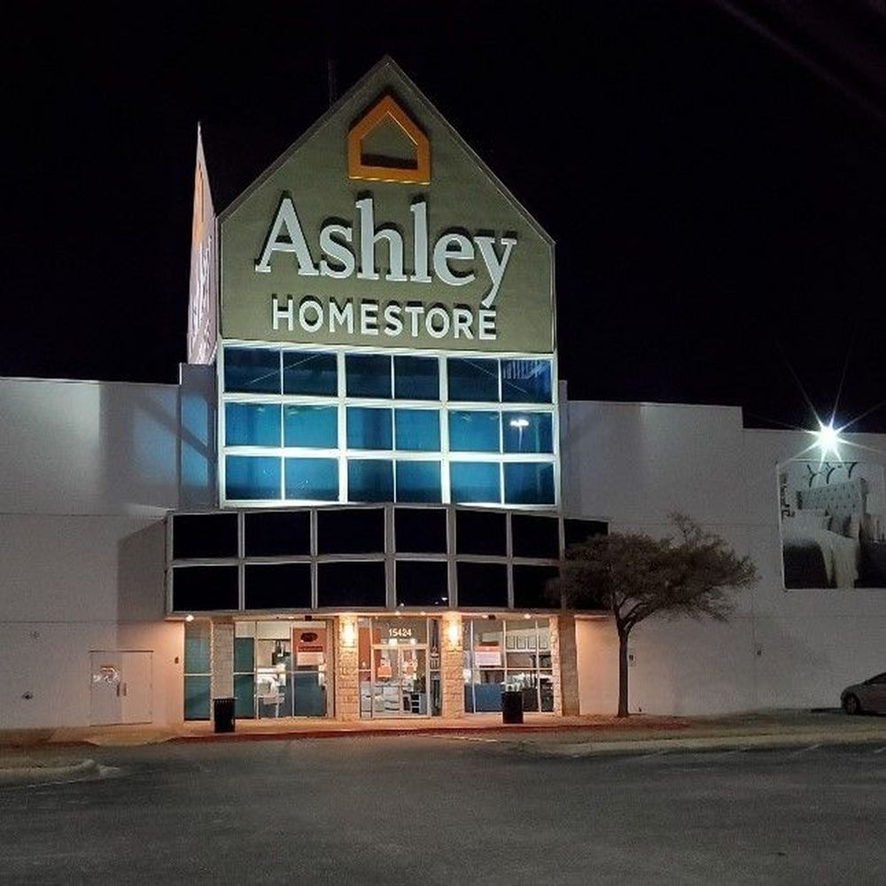Ashley furniture southpark on sale meadows
