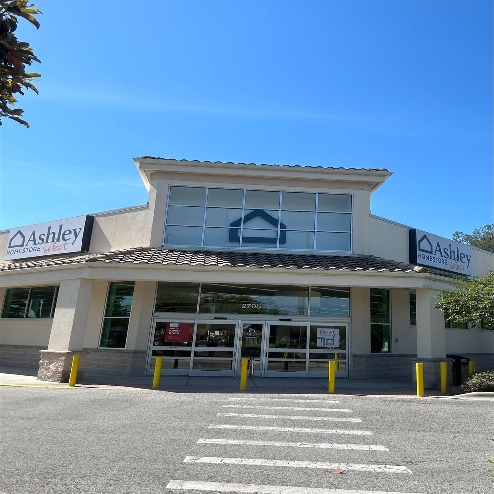 Ashley in Inverness, FL Furniture & Mattresses Ashley Store