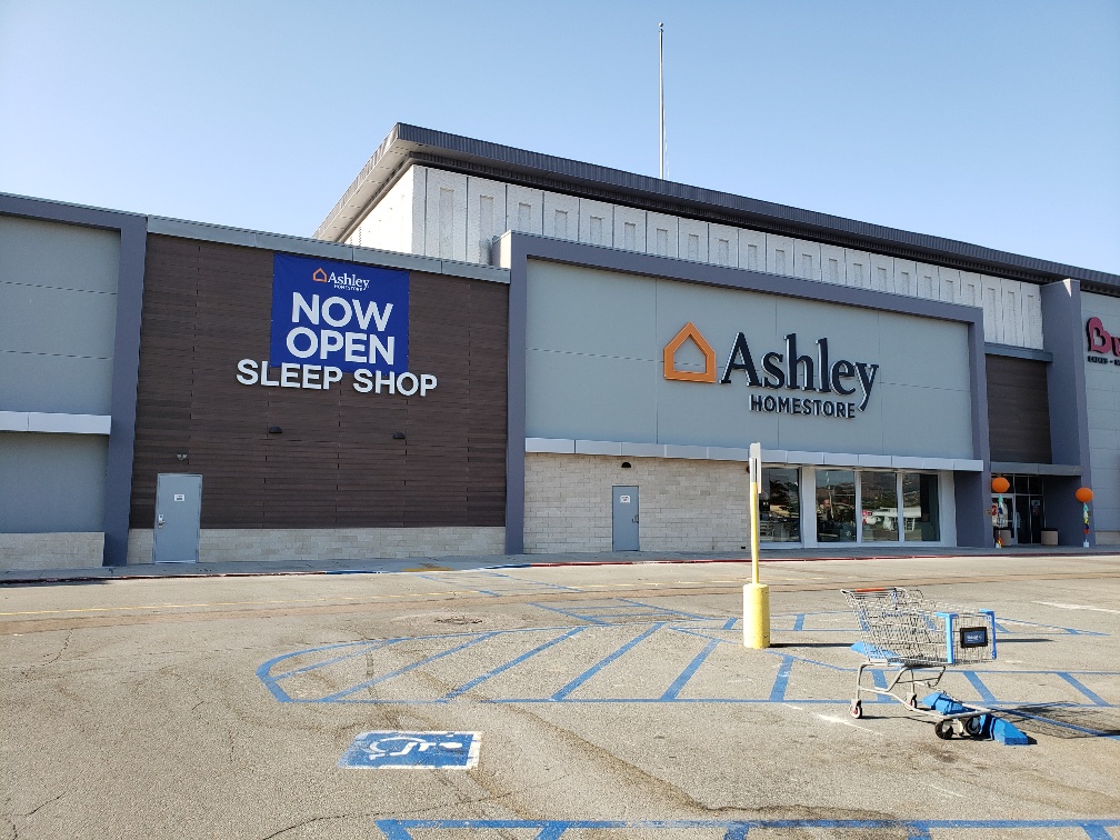 Furniture Shopping: Ashley Homestore VS Rooms to Go 