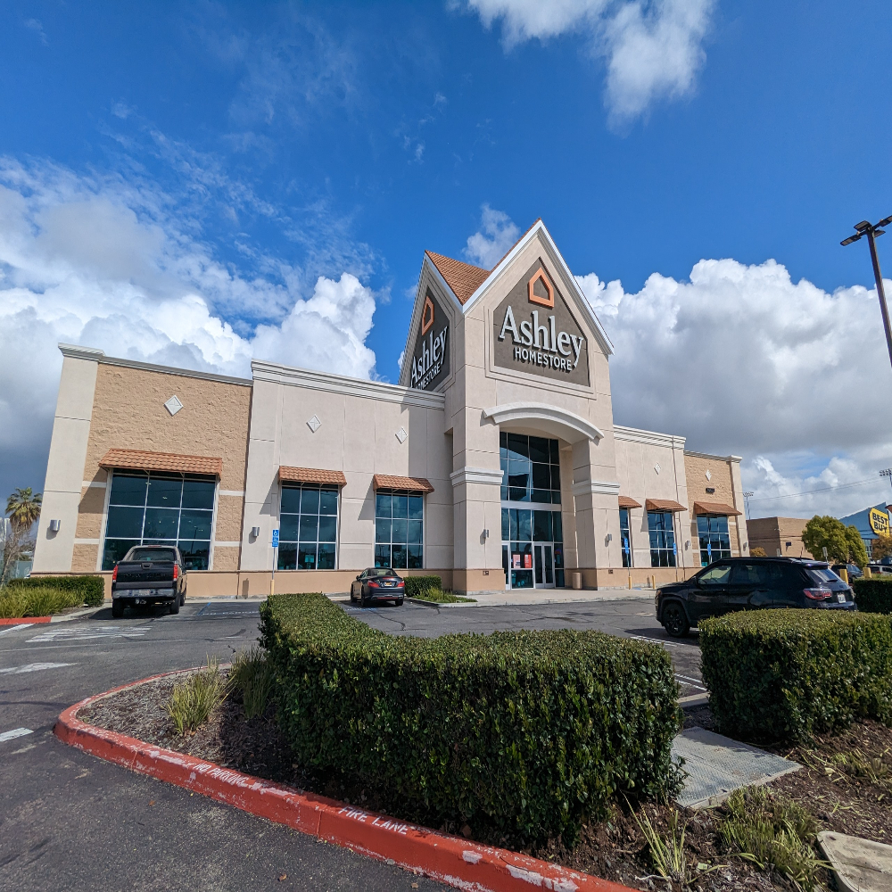 Furniture stores 2024 hawthorne blvd