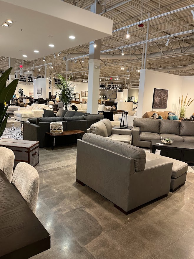 Sam levitz 2024 outlet pantano