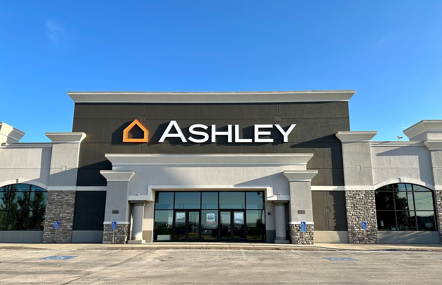 Ashley Store in Rapid City, SD | Furniture and Mattress Store Near Me