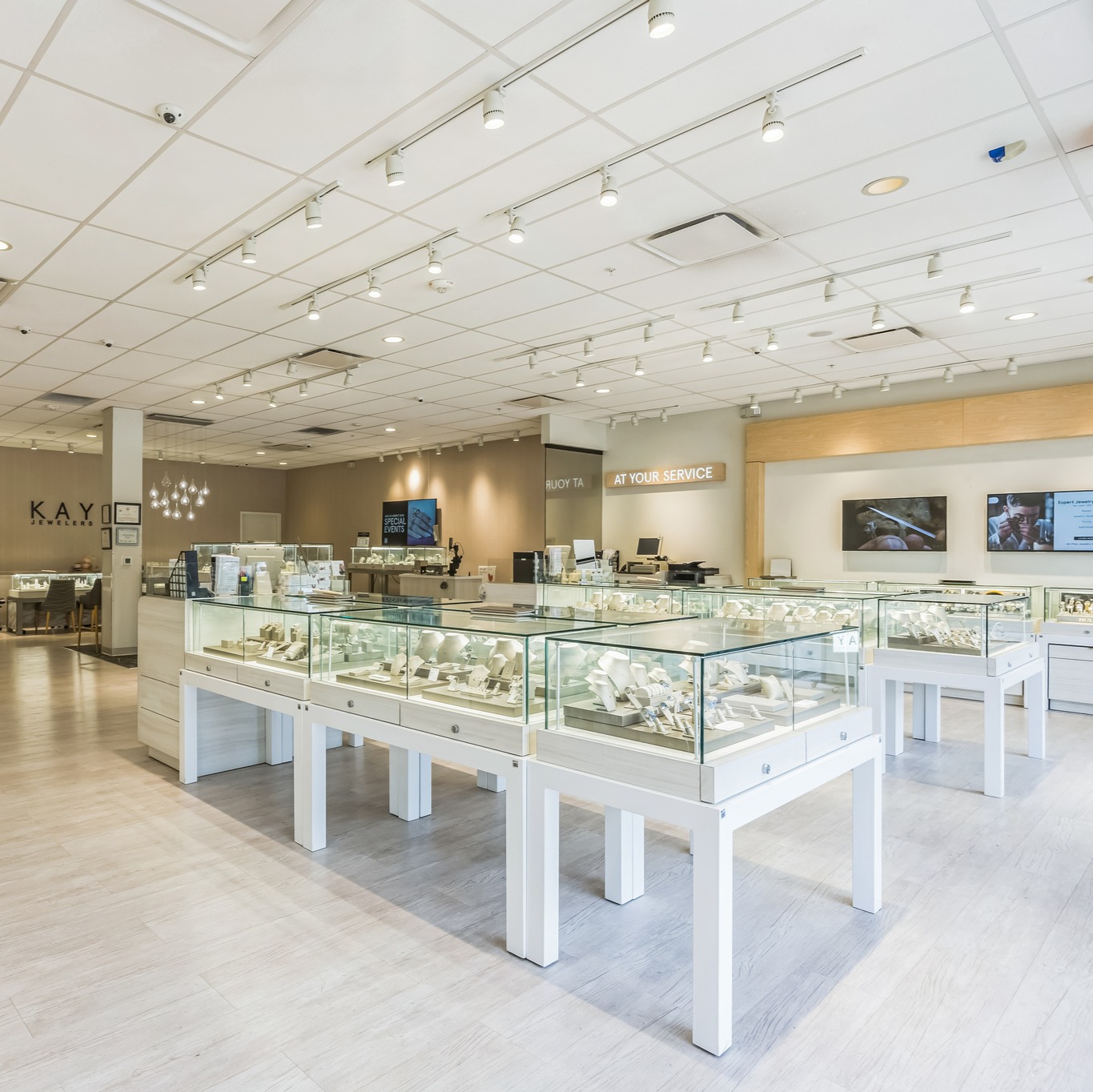 location image 1277 E. Main St., Space B