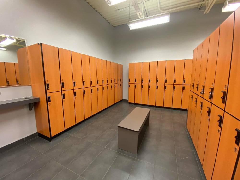 Éconofitness Repentigny (Maxi) Extra au féminin Trouvez un Gym