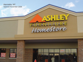 Ashley Furniture Rochester Ny : Signature Design by Ashley Eltmann 3