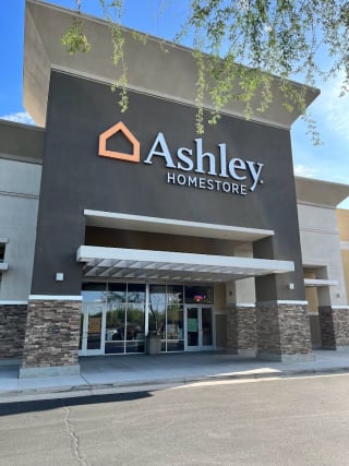 Furniture Shopping: Ashley Homestore VS Rooms to Go 