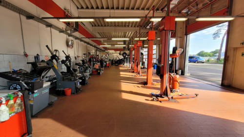 Photo 1