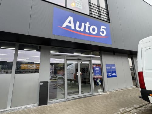 Uw Auto5 Hannut autowinkel