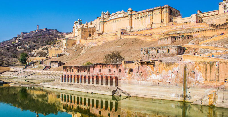 Golden Triangle with Orcha, Khajuraho and Varanasi Tour