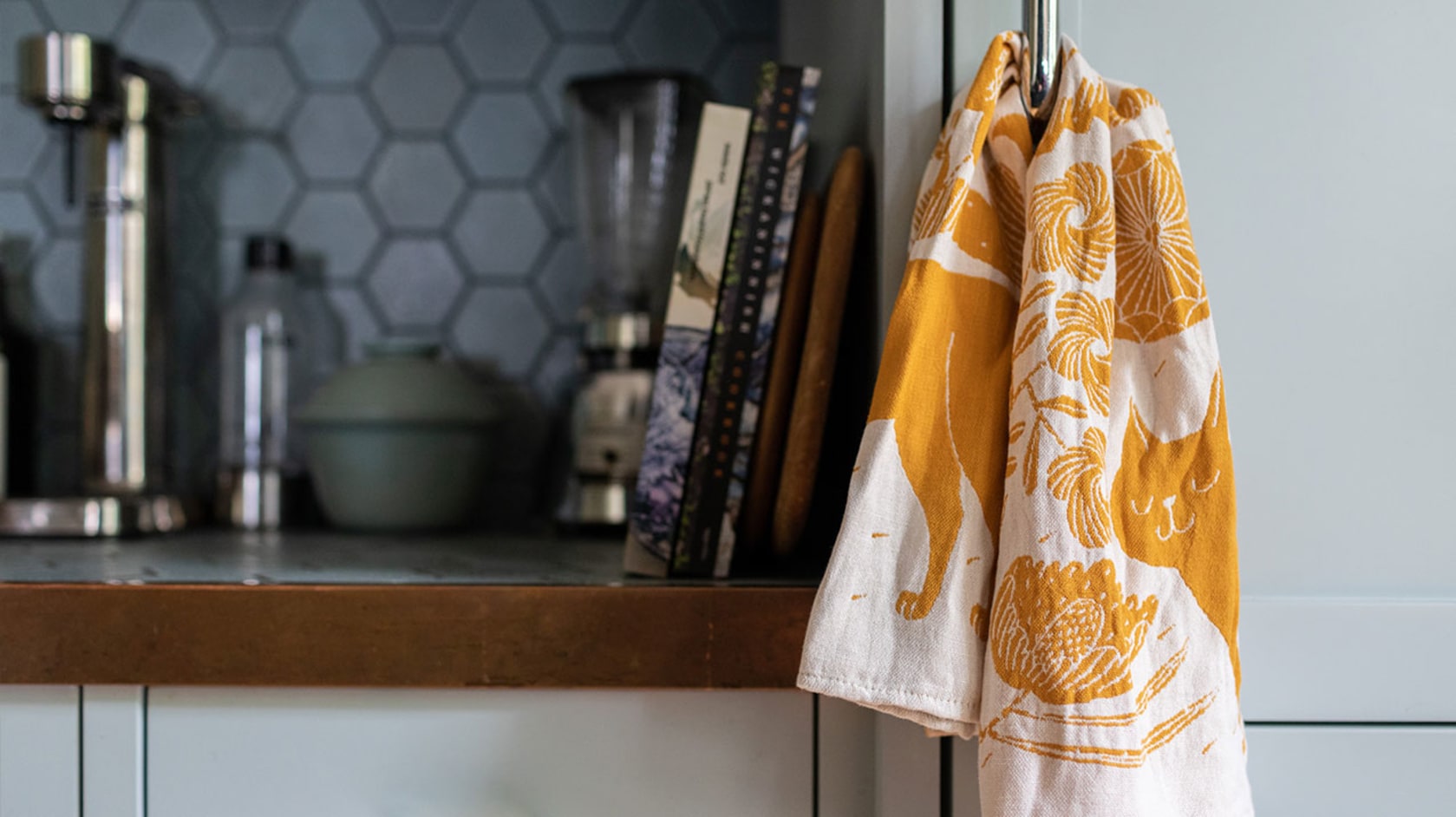 The Organic Company Kitchen Towels – Los Poblanos Farm Shop