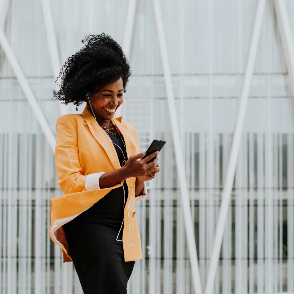 Your business car on subscription with Clyde Your business car on subscription with Clyde. Book it with your phone.