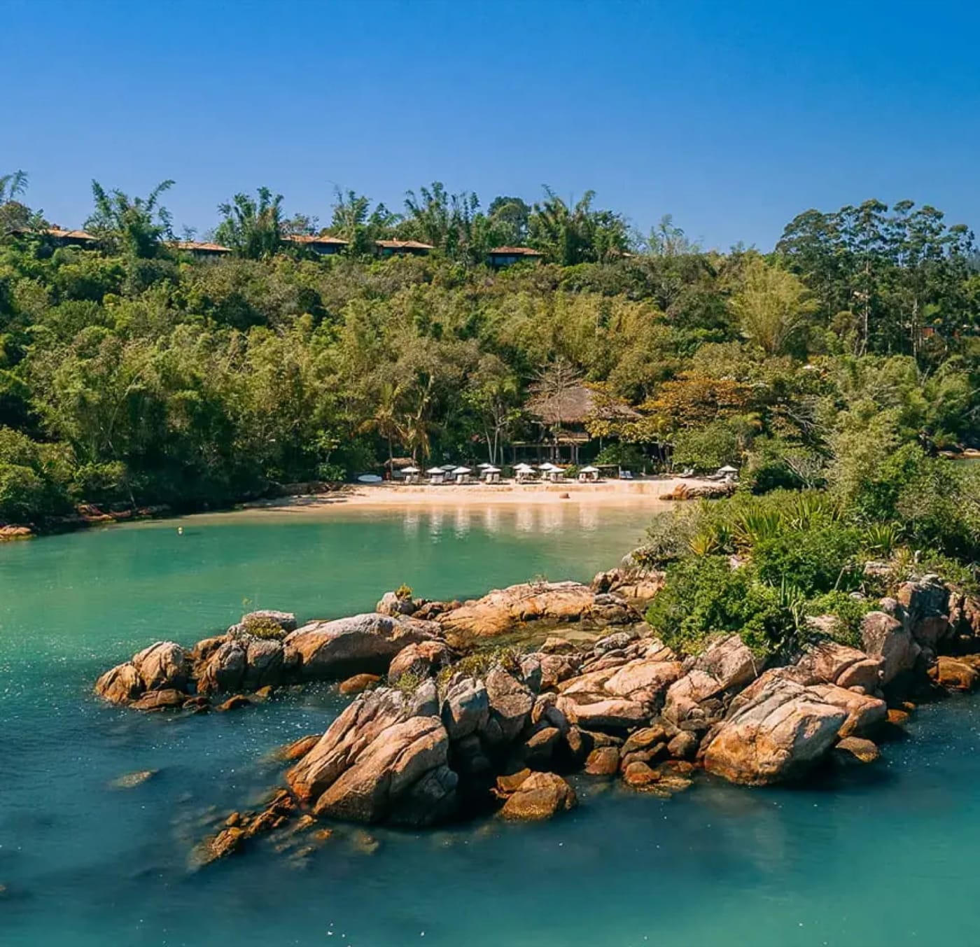 La crique et la forêt atlantique d'Awasi Santa Catarina, Deux Clefs MICHELIN
