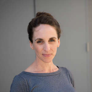 Julia Head Shot_1200x1200