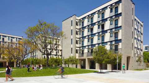 CSUF 3_FullScreen_4480x2520