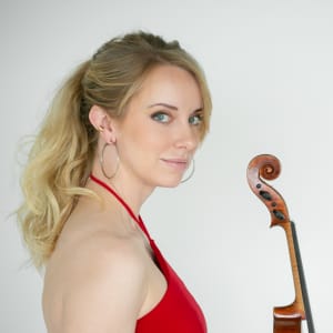 Molly Carr
