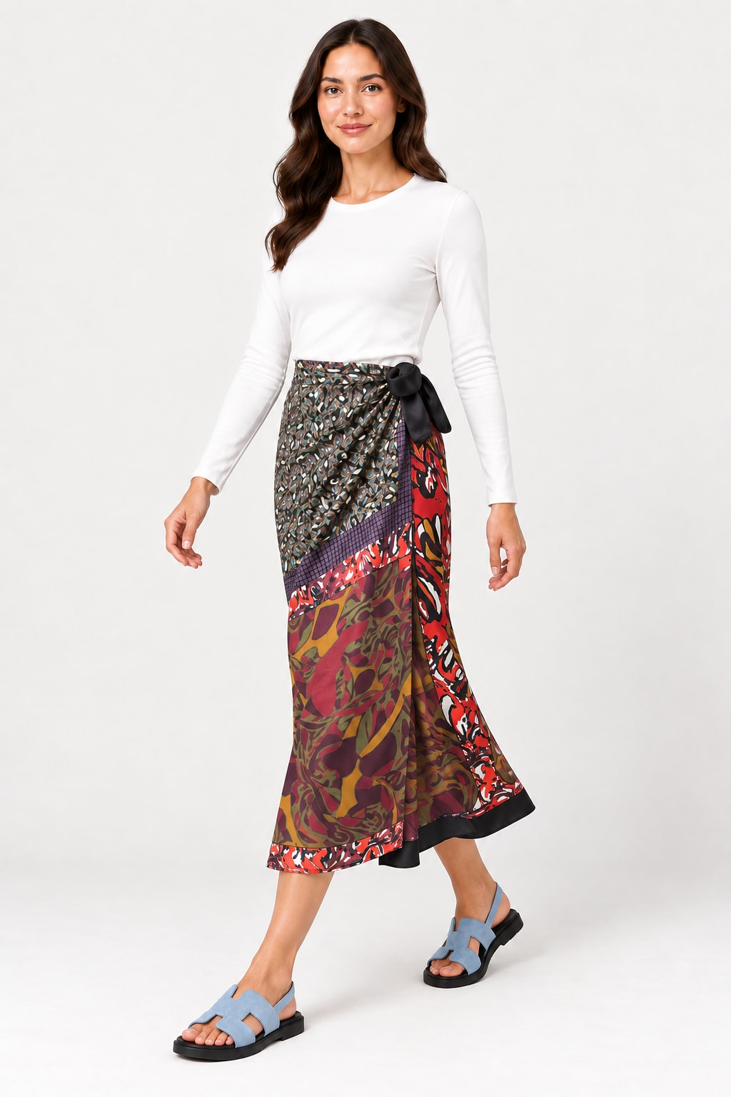 Jupe midi portefeuille à imprimé foulard multicolore — profil-marche