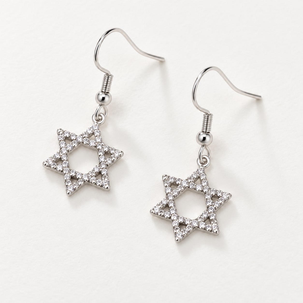 Boucles d’oreilles étoile de David à zircons — vue principale
