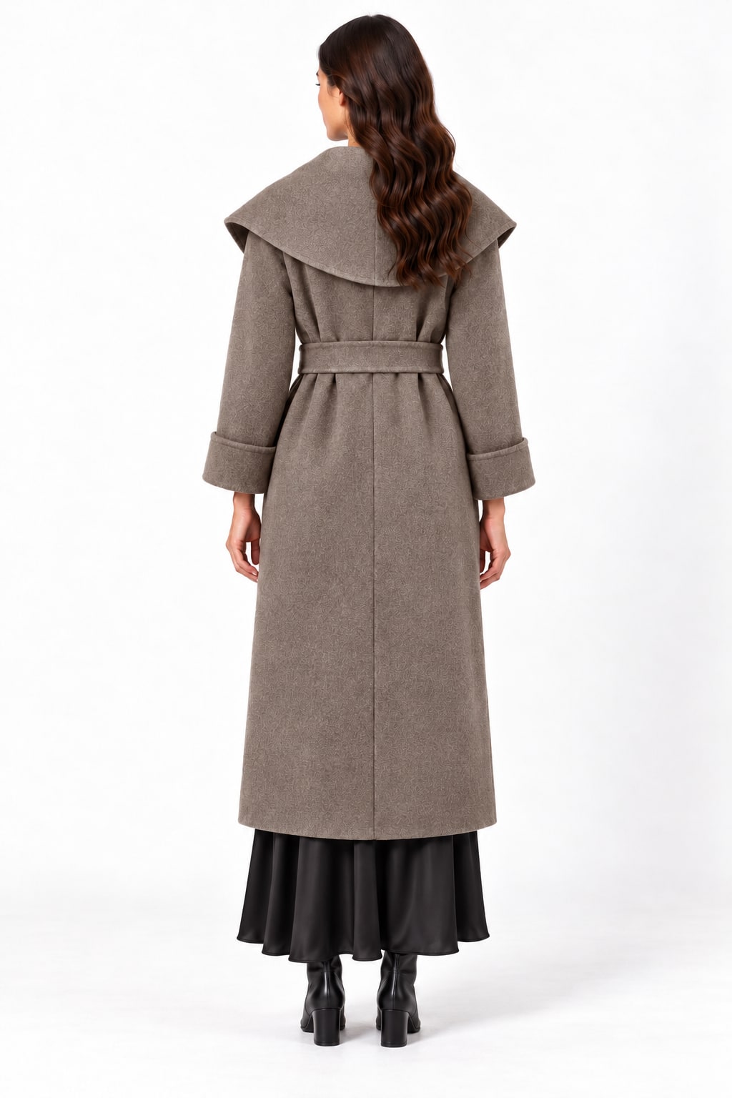 Manteau long en laine taupe à col châle Tsniout — vue de dos