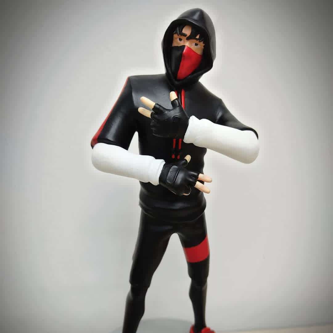 IKONIK - Fortnite - Personagem 'IKONIK' do Fortnite - modelo com 20cm de altura, pinado em 4 partes.
(Fortnite 'IKONIK' character - model 20cm tall, pinned in 4 parts.)

https://www.artstation.com/artwork/9mVOzo - Los mejores archivos para impresión 3D del mundo. Modelos Stl divididos en partes para facilitar la impresión 3D. Todo tipo de personajes, decoración, cosplay, prótesis, piezas. Calidad en impresión 3D. Modelos 3D asequibles. Bajo costo. Compras colectivas de archivos 3D.